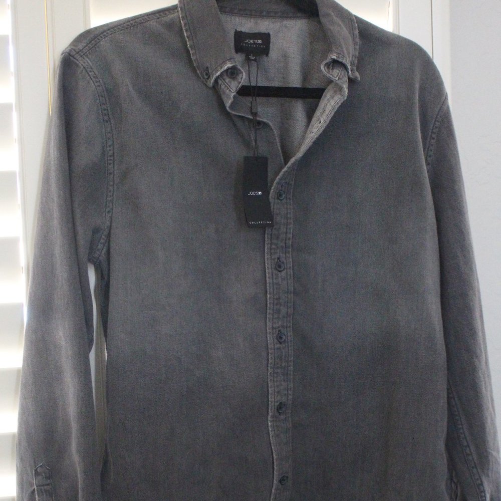 Joe's Collection Long Sleeve Button Down Size S